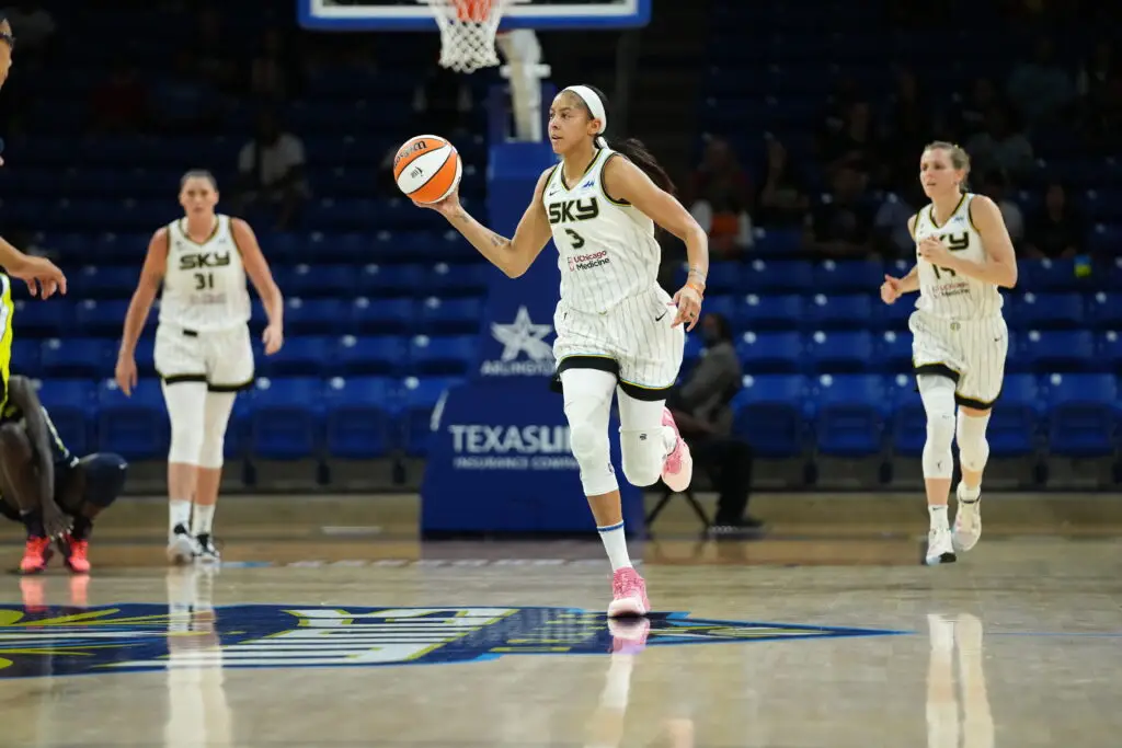 ARLINGTON, TX - JUNE 30: Candace Parker #3 of the Chicago Sky looks to pass against the Dallas Wings on June 30, 2021 at College Park Center in Arlington, TX. NOTE TO USER: User expressly acknowledges and agrees that, by downloading and or using this Photograph, user is consenting to the terms and conditions of the Getty Images License Agreement. Mandatory Copyright Notice: Copyright 2021 NBAE (Photo by Cooper Neill/NBAE via Getty Images)